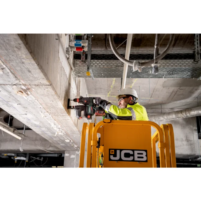 Metabo KH 18 LTX BL 28 Q pri delu