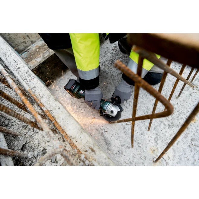 baterijski stroj v kompletu Metabo