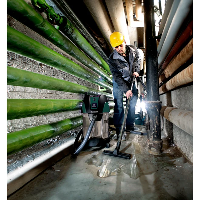 večnamenski industrijski sesalnik