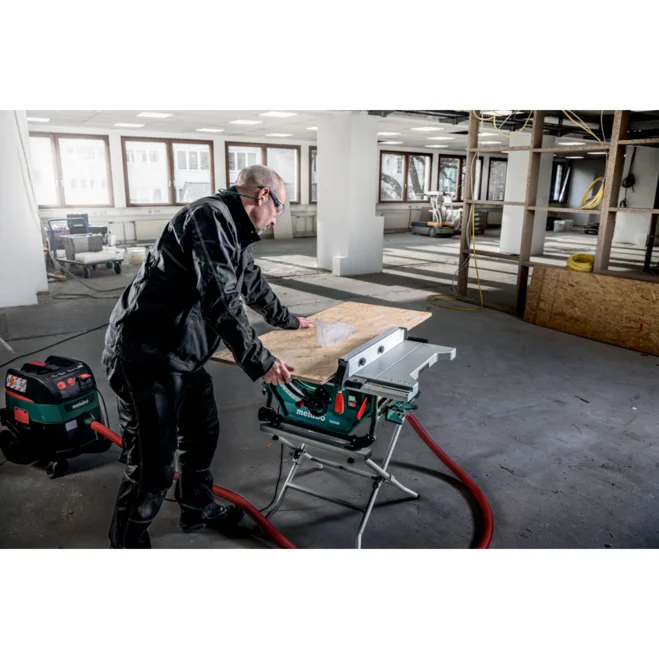 Metabo TS 254 M pri delu